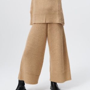 Wide leg knit pants Zara